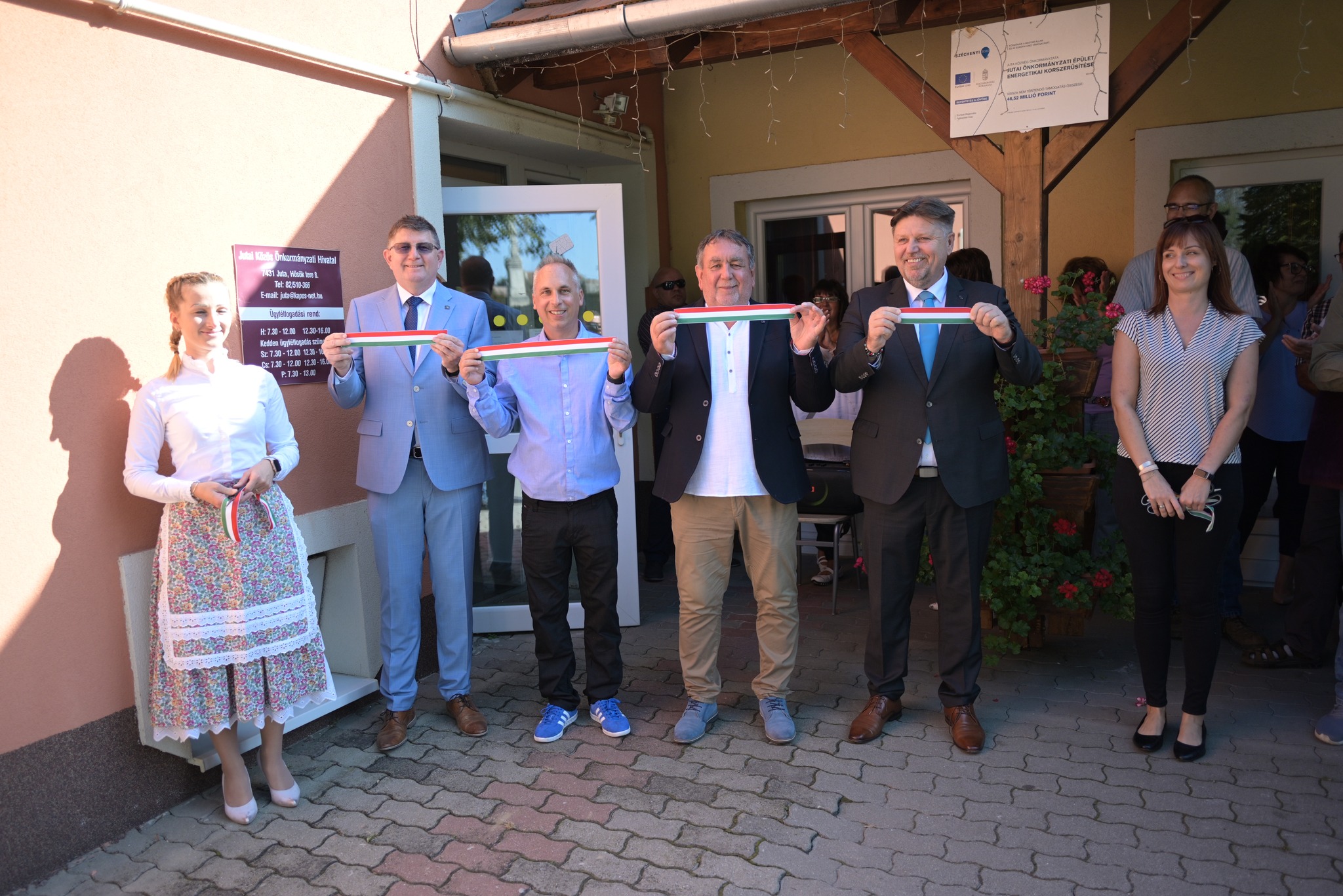 Juta példát mutat a fejlődésben